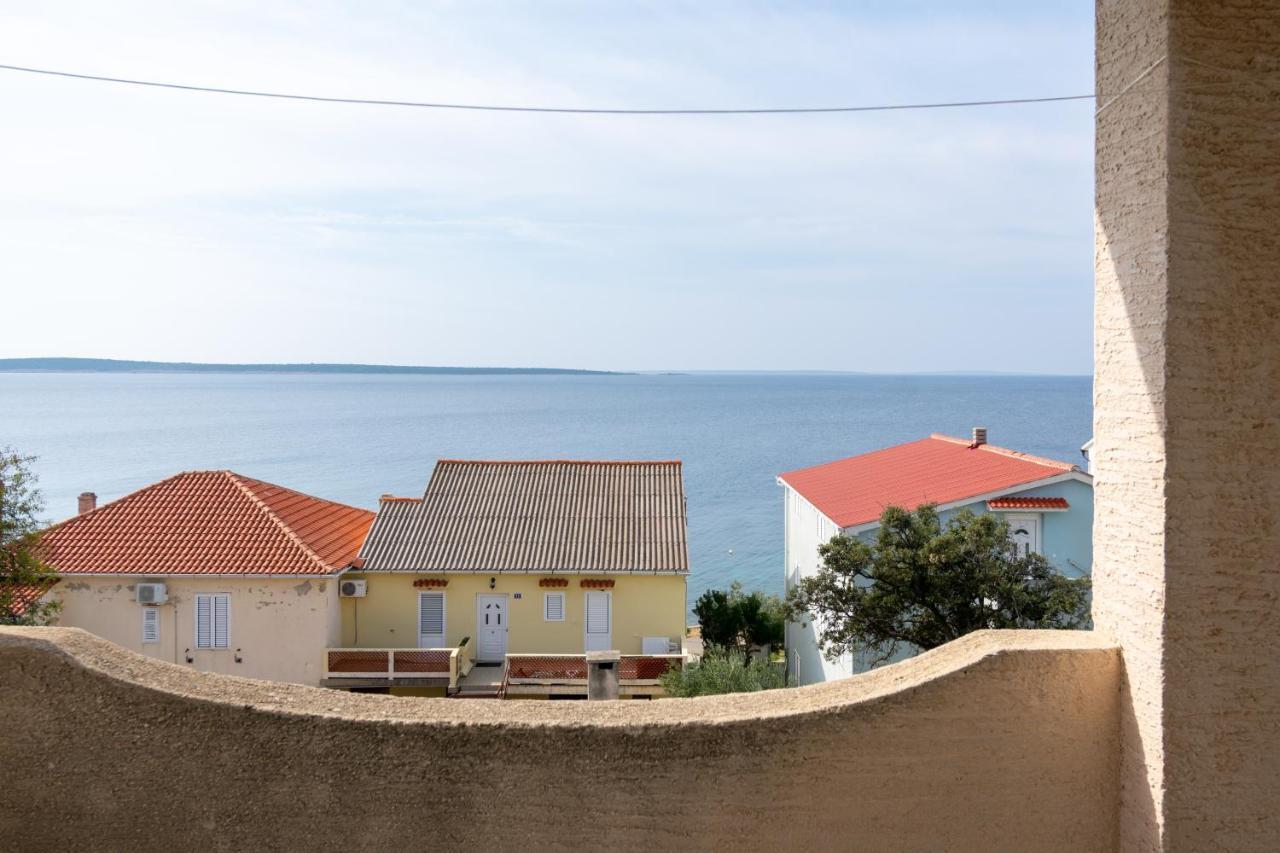 Apartments By The Sea Mandre, Pag - 3084 Kolan Eksteriør billede