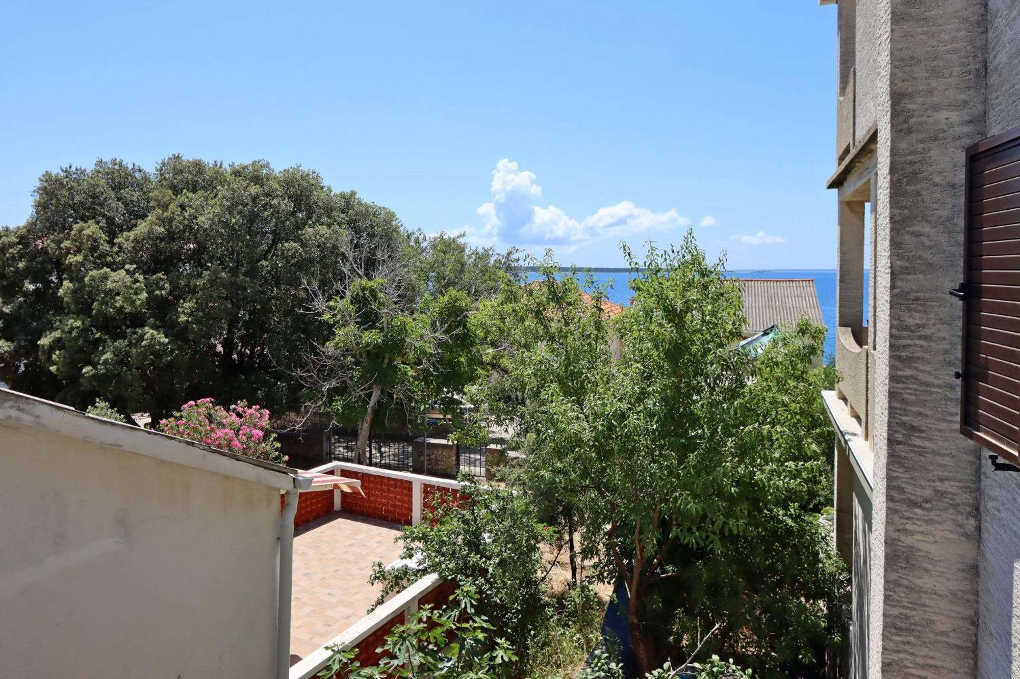 Apartments By The Sea Mandre, Pag - 3084 Kolan Eksteriør billede